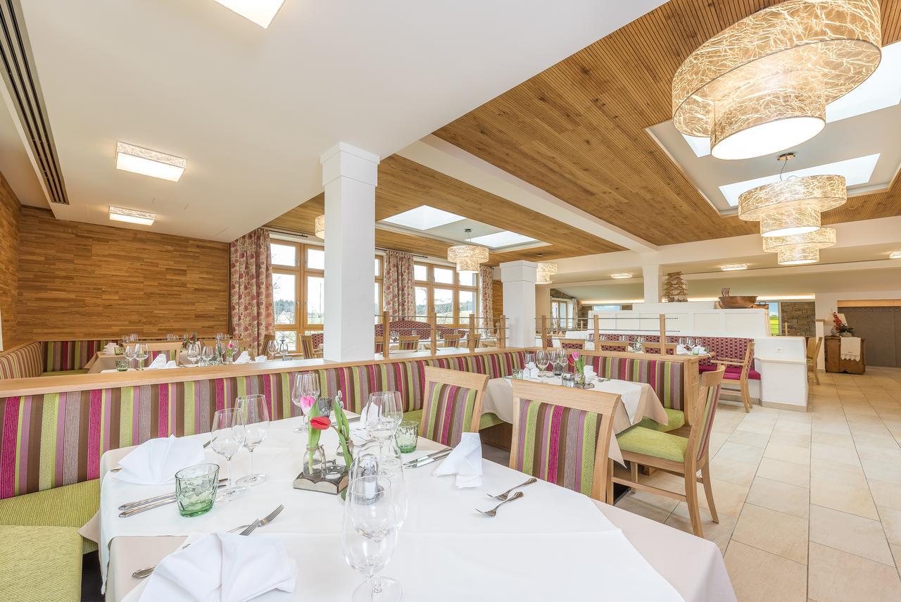 Gastagwirt Hotel Eugendorf Buitenkant foto